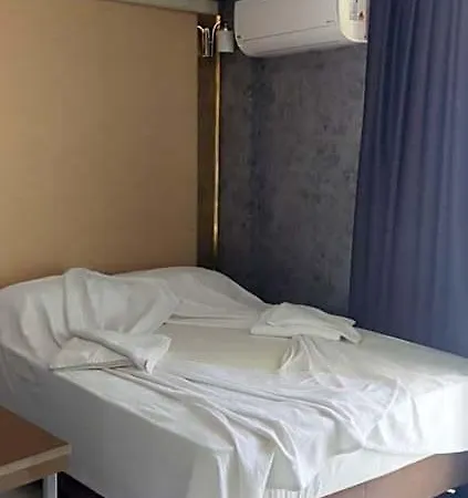 Hotel Emilia *